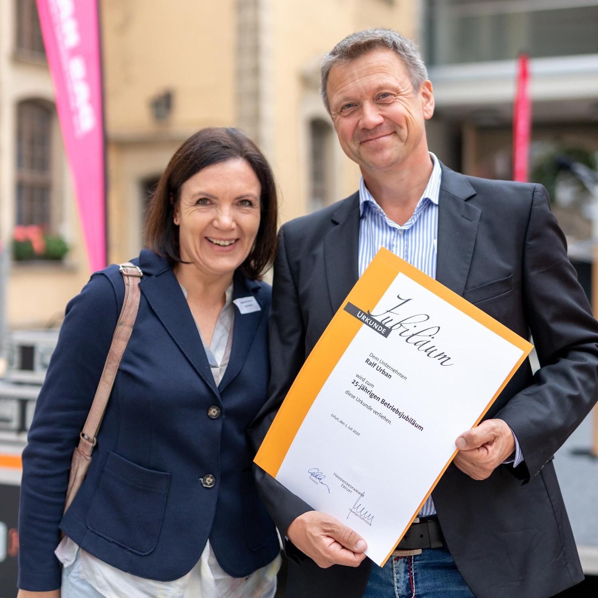Fewo Urban Gotha-Apartment Ekhof- Am Schlosspark- Parken An Der Der Tuer- Barrierefrei, 900 Meter Zum Bahnhof - Wallbox Luaran gambar